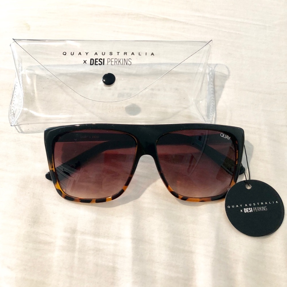 Quay OTL II Shield Sunglasses in Tort/ Havana